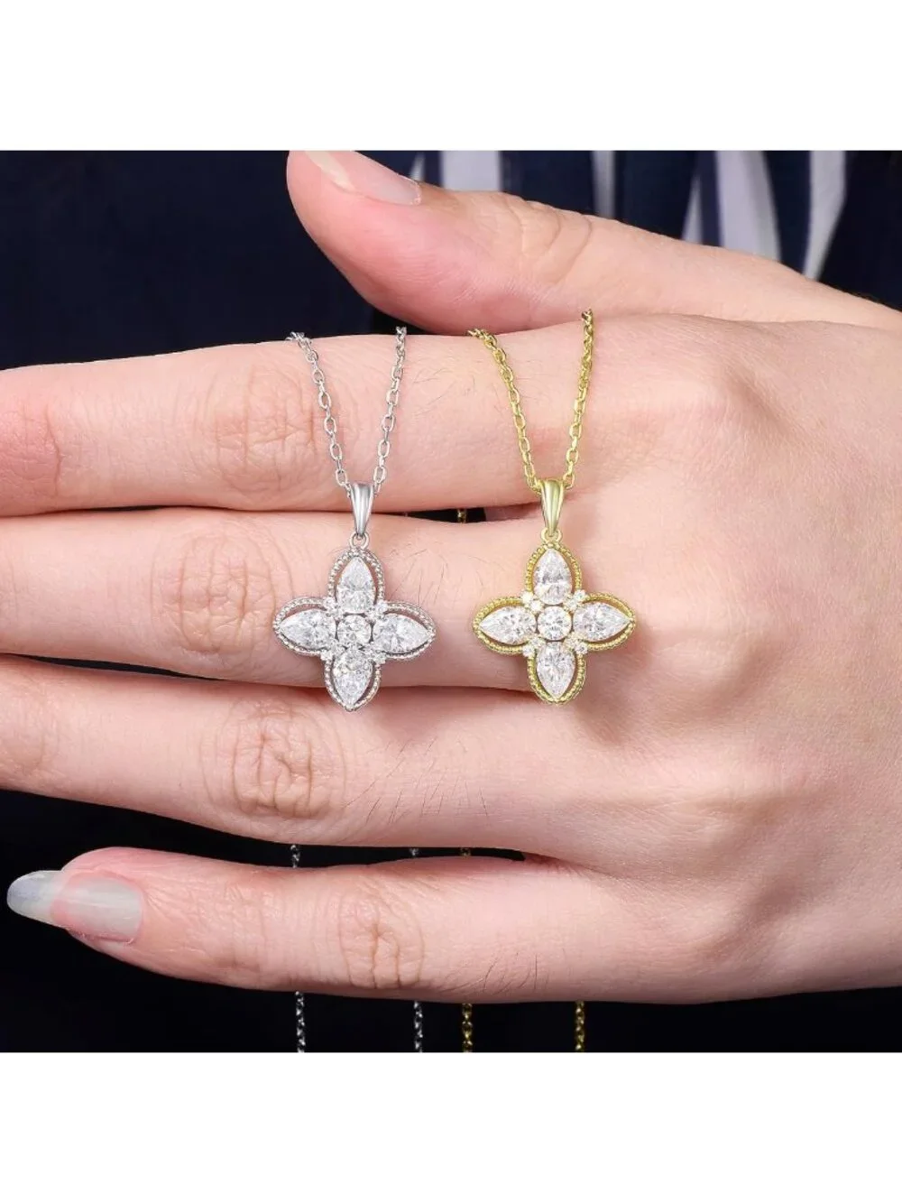 Dainty Moissanite Four-Leaf Clover Necklace | 925 Sterling Silver & Gold